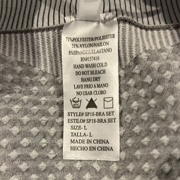 New Mix Active Set, Sports Bra & Seamless Leggings - NWT - Size L - Picture 10 of 11